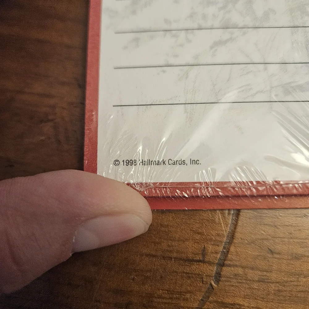 Vtg 1998 Hallmark Red‎ Shopping List Christmas Notepad Barbie Hot Wheels Magnets
